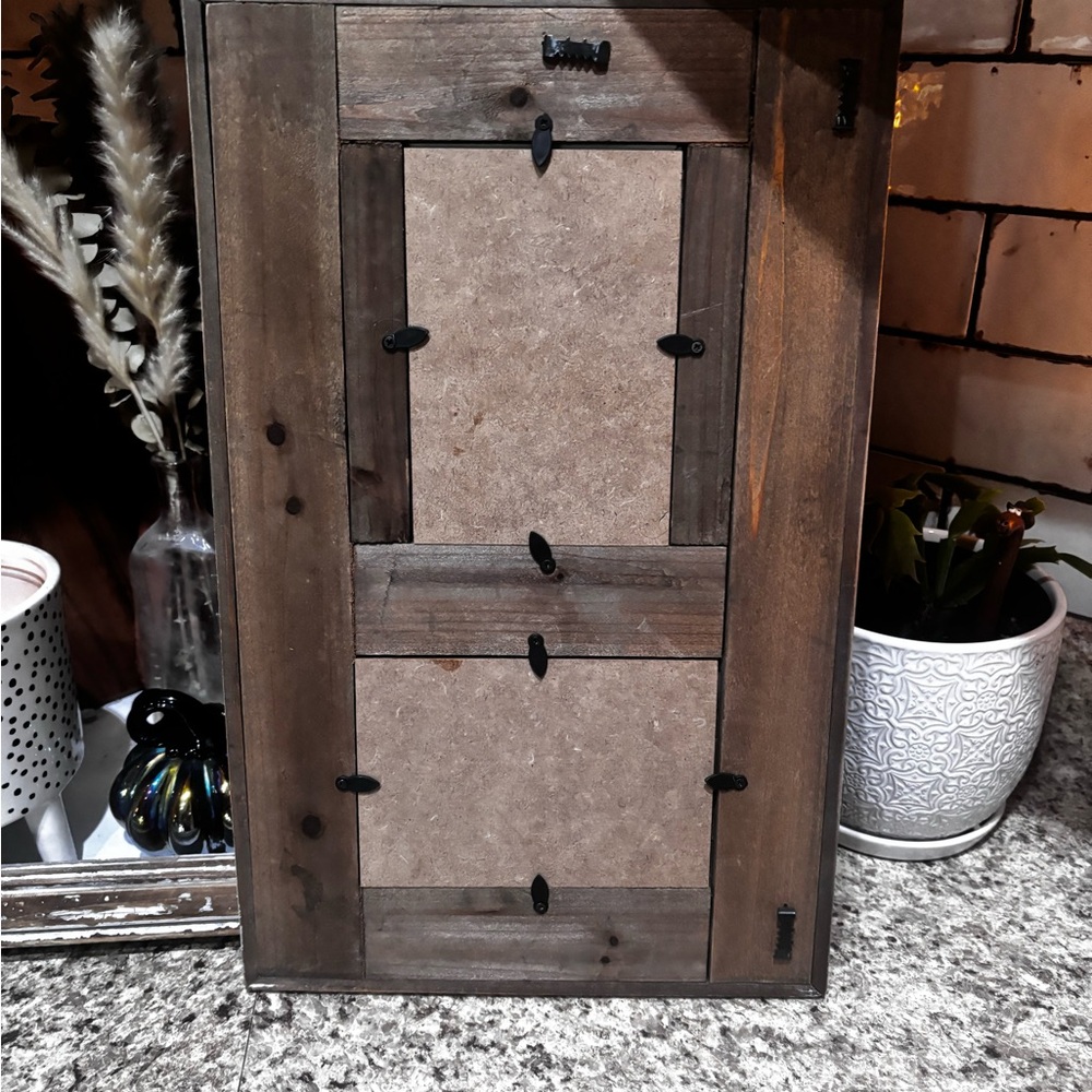 Picture frame - Picture 2 of 2